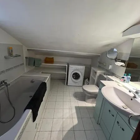Triplex T4 83m2 Vue Avec Le Patio Et L'arrivee Autonome Apartment *